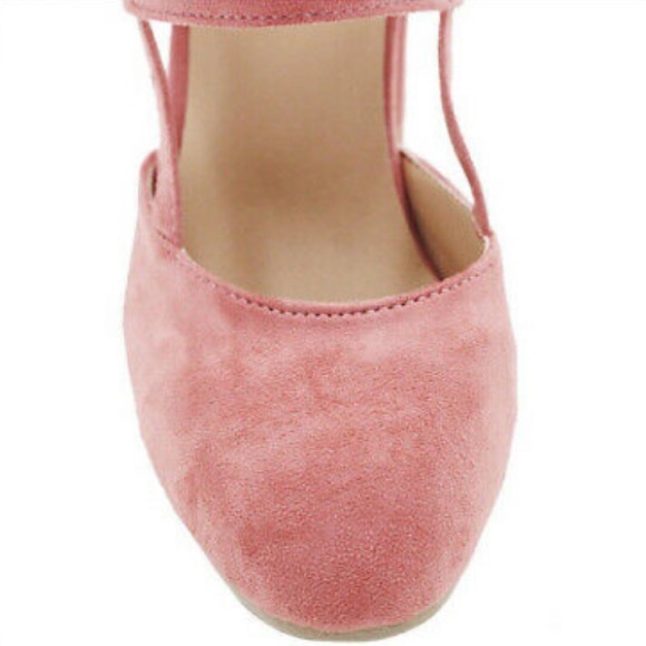 Pink high heels - Picture 3 of 4